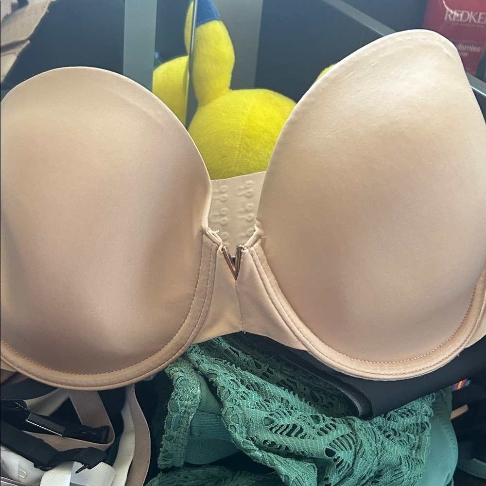 Victoria's Secret Light Beige Bra